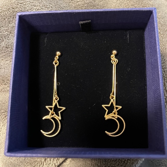 Gold Moon and Star Dangly earrings - Picture 2 of 2